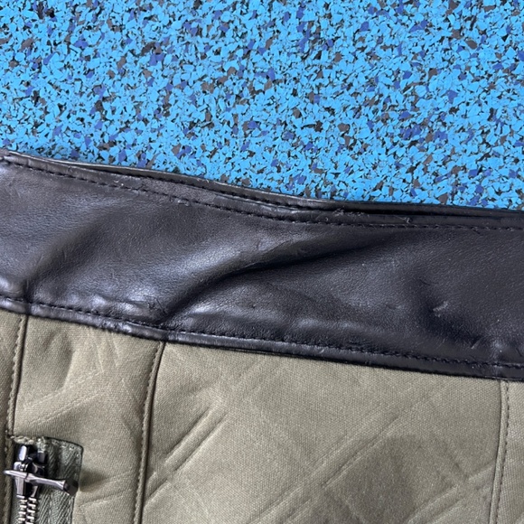 3.1 Phillip Lim Mini Skirt size 6 quilted scuba material & veganleather accents - Picture 5 of 5